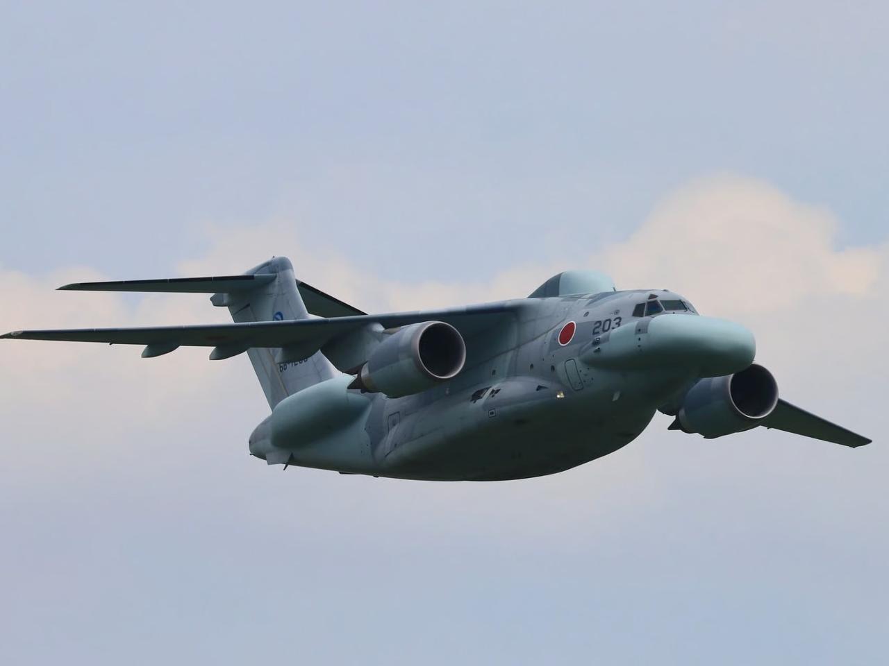 Japonya, EC-2'nin uçuş testlerine başladı