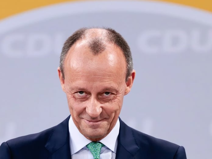 Almanya'da Başbakan Merz'i Pinokyo'ya benzeten emekliye soruşturma