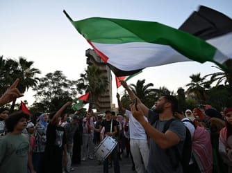 Tunisian Land Convoy Heads to Gaza 