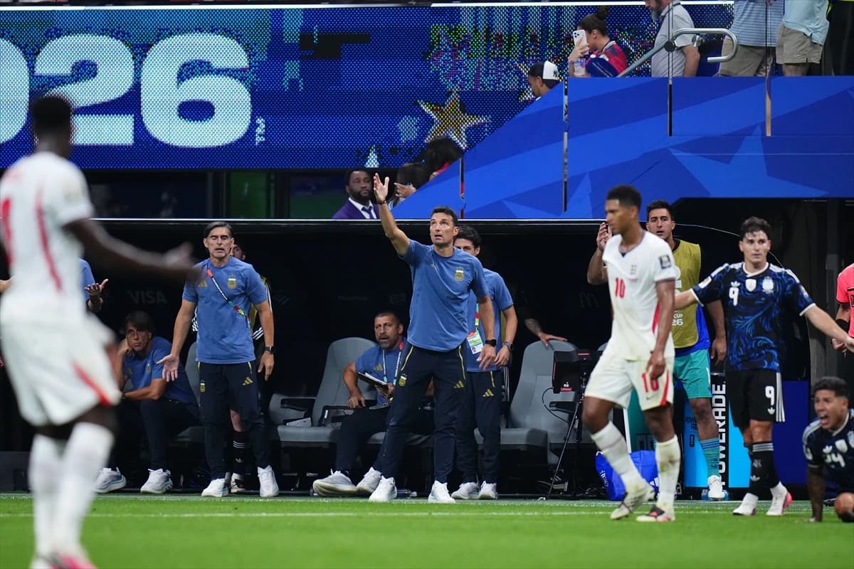 Öğrenci, hocasına rakip oldu: Scaloni'den Luis de la Fuente ile bağı, İspanya finali ve Messi açıklaması