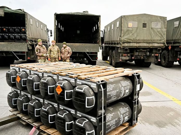 Almanya, NATO'nun Ukrayna'ya yeni destek programına 500 milyon dolar katkı sağlayacak