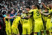 Tüpraş Stadyumu'nda gol yağmuru ve kart havası: Fenerbahçe'den tarihi geri dönüş