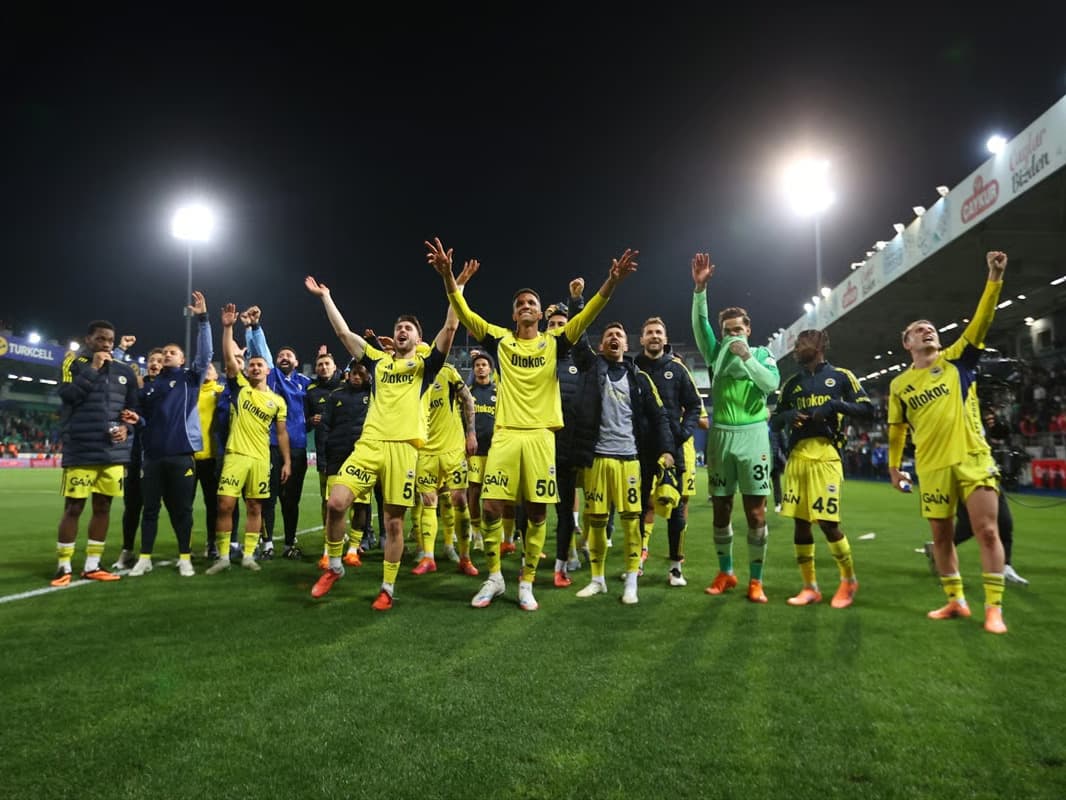 Rize'de fırtına dindi: Fenerbahçe geri döndü