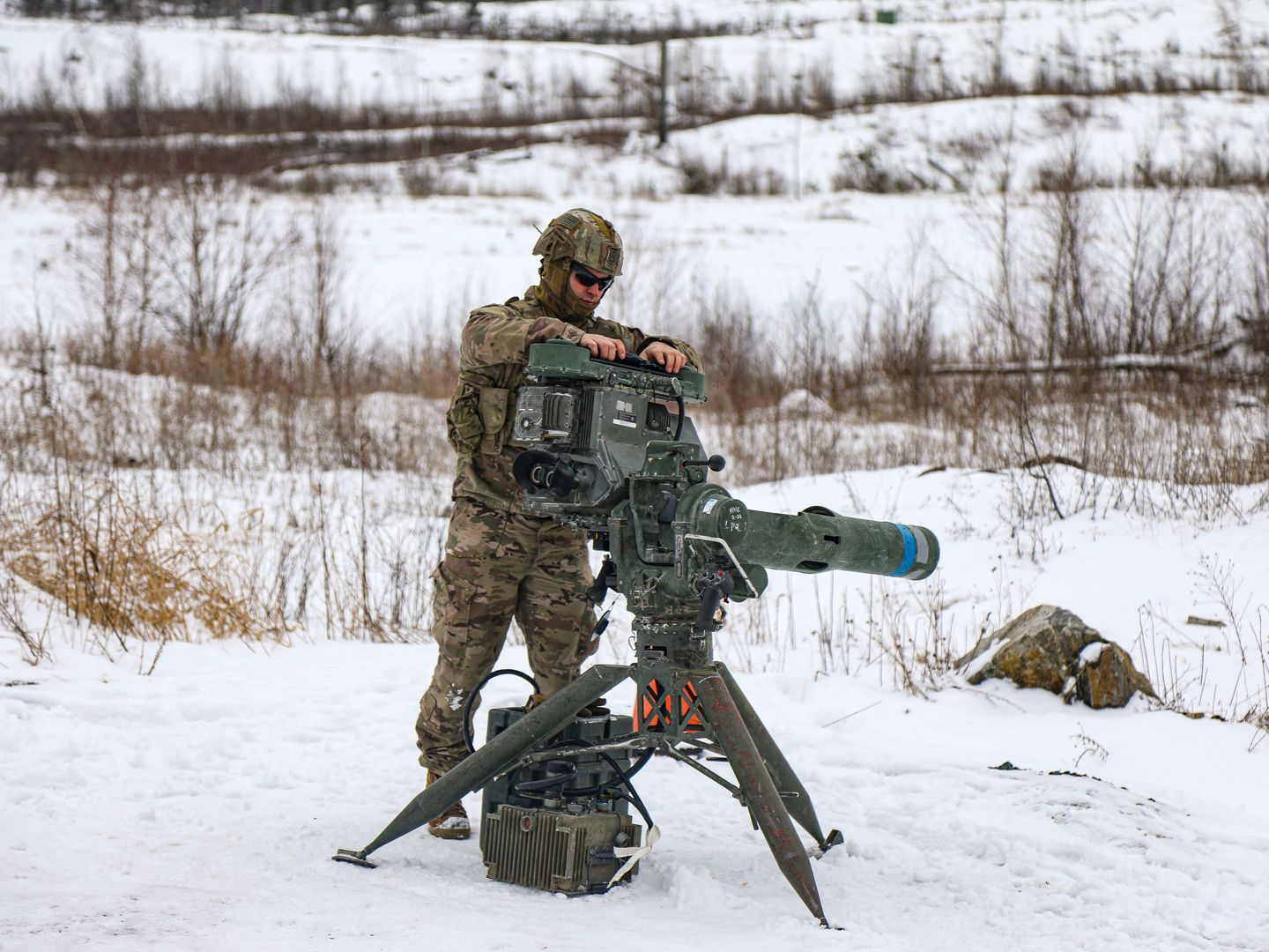 Raytheon, 72 milyon dolarlık TOW hedefleme sistemi sözleşmesi imzaladı