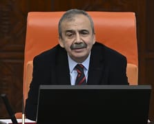 Sırrı Süreyya Önder’in ardından siyaset dünyasından peş peşe mesajlar