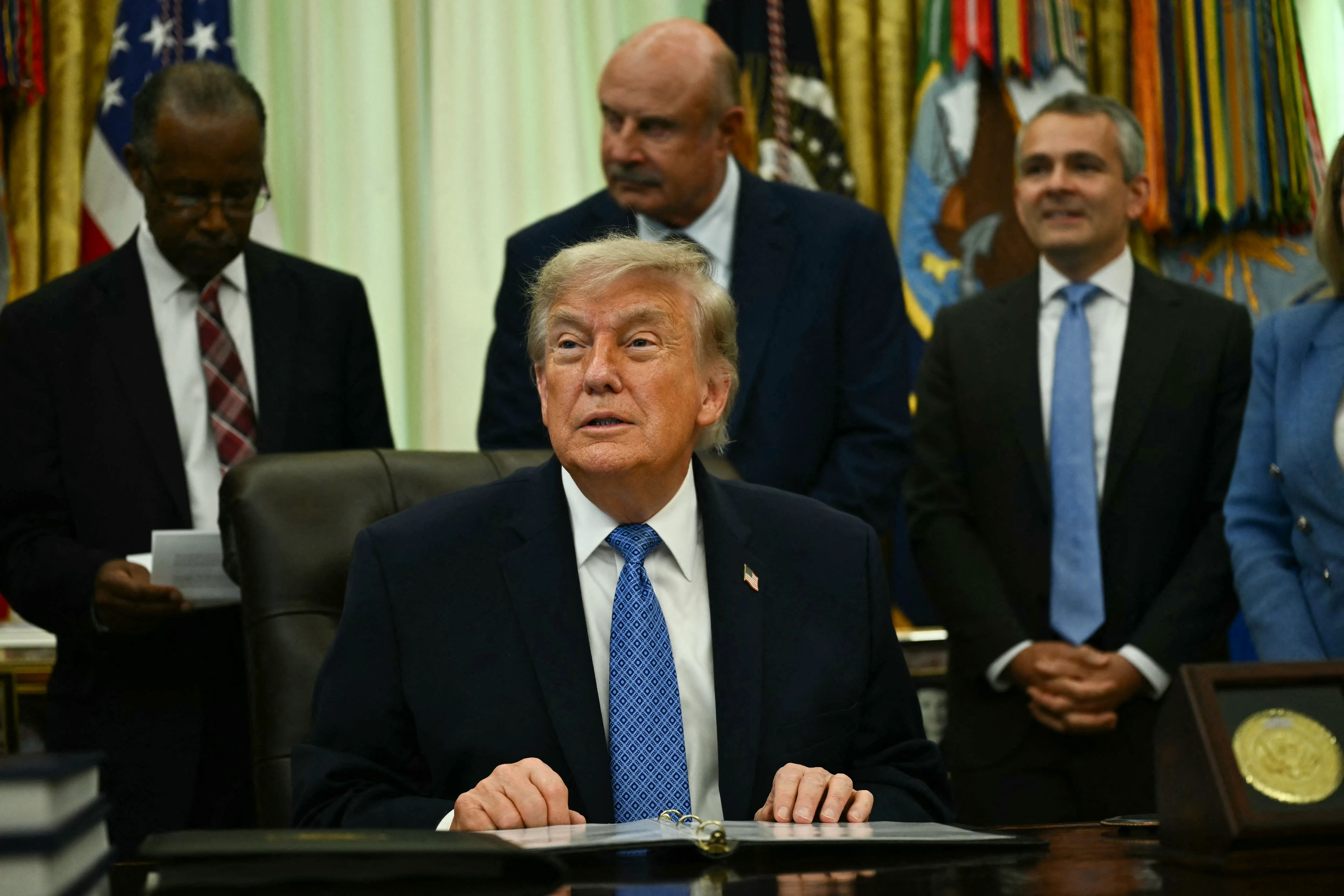 Trump Threatens 100% Tariff on EU Countries