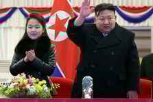 Kim Jong-un kızını liderliğe hazırlıyor iddiası