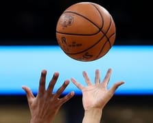 EuroBasket 2025 başlıyor: Dört farklı ülkenin ev sahipliğinde ilk gün altı karşılaşma oynanacak, 12 Dev Adam parkede