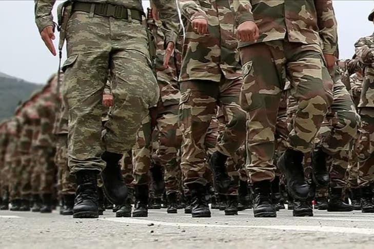 Gurbetçiye tarihi muafiyet müjdesi! 400 bin çifte vatandaş için ikinci askerlik dönemi kapanıyor