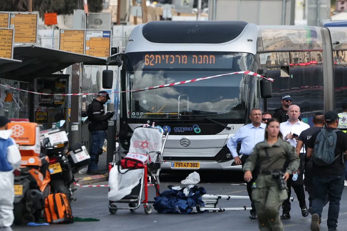 Five Killed in Shooting at Jerusalem Bus Stop