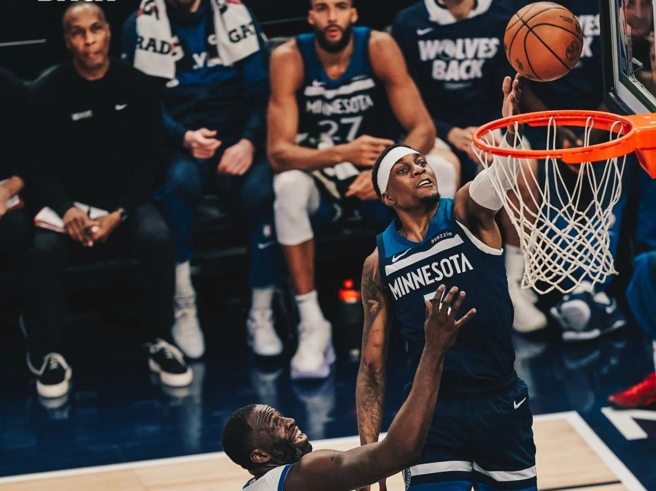 Timberwolves, Warriors serisinde durumu 1-1 yaptı