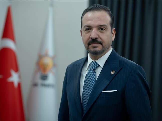 Zorlu'dan meclisteki sloganlara sert tepki