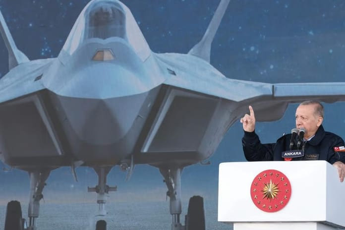 Financial Times: Türkiye, Avrupa'nın savunmasında hayati bir rol oynuyor