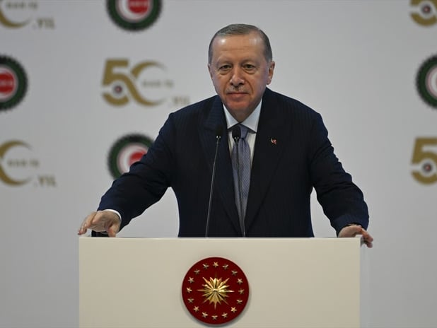 Cumhurbaşkanı Erdoğan'dan HAK-İŞ'e teşekkür: Ekonomik başarılar ve işçi hakları vurgusu