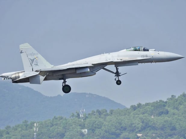 Çin, yeni savaş uçağı tasarımlarında DeepSeek yapay zeka modelini kullanıyor