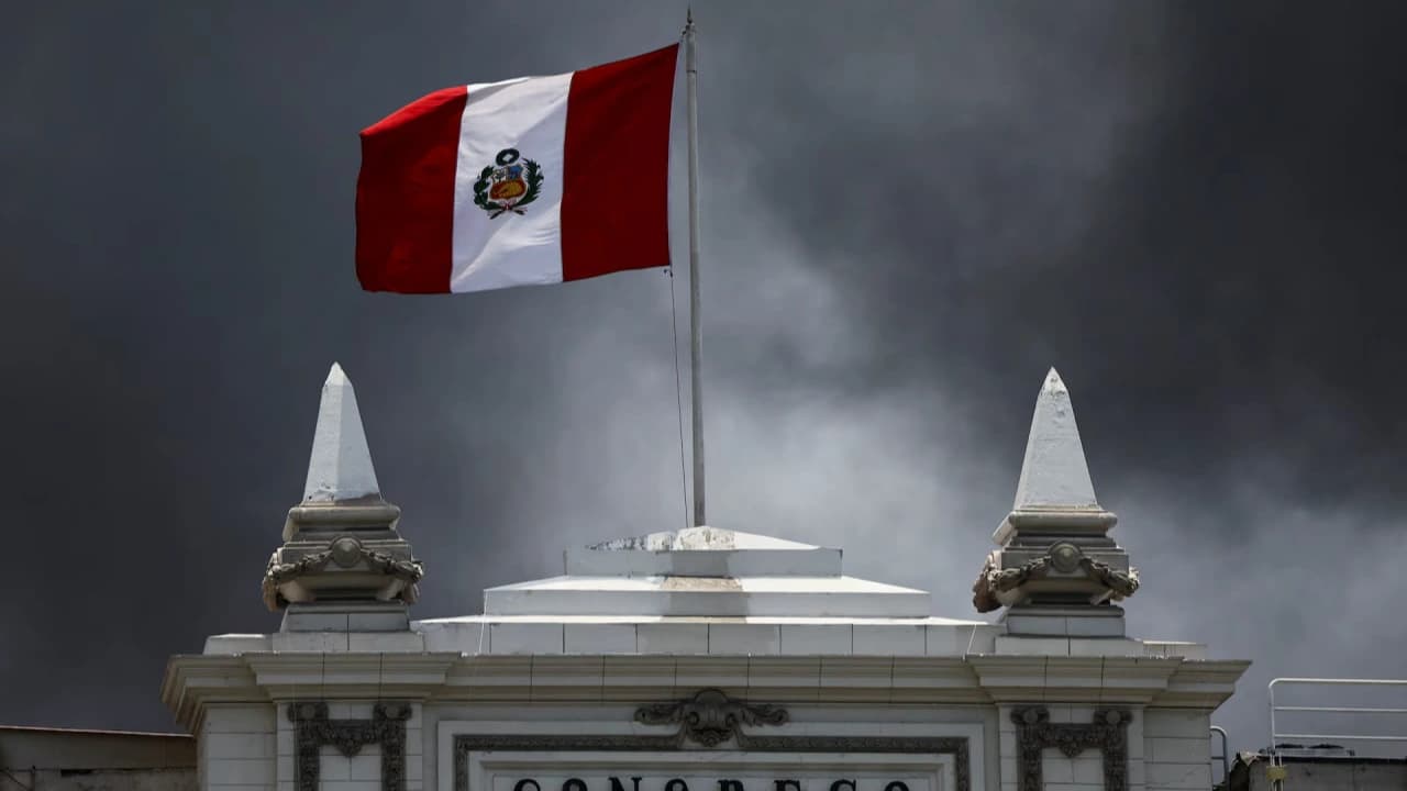 Peru'dan kritik İran kararı: Diplomatik ilişkiler kesildi