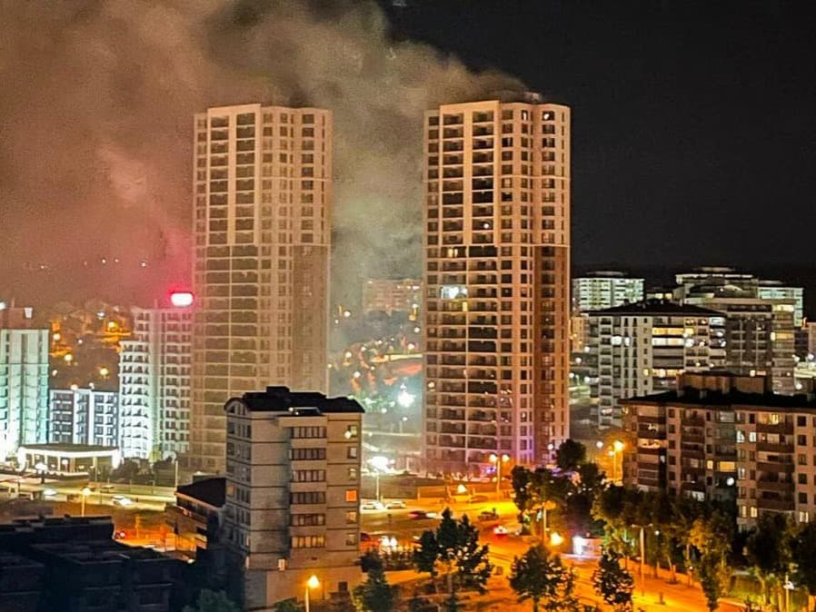 Ankara'da yanan 26 katlı bina kaçak devam etmiş