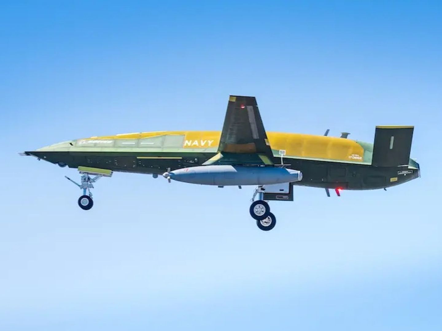 ABD Donanması, MQ-25A Stingray insansız tanker uçağını seri üretime aldı