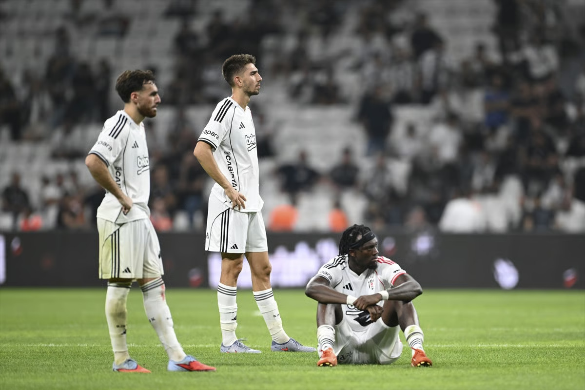 Beşiktaş Avrupa'ya veda etti