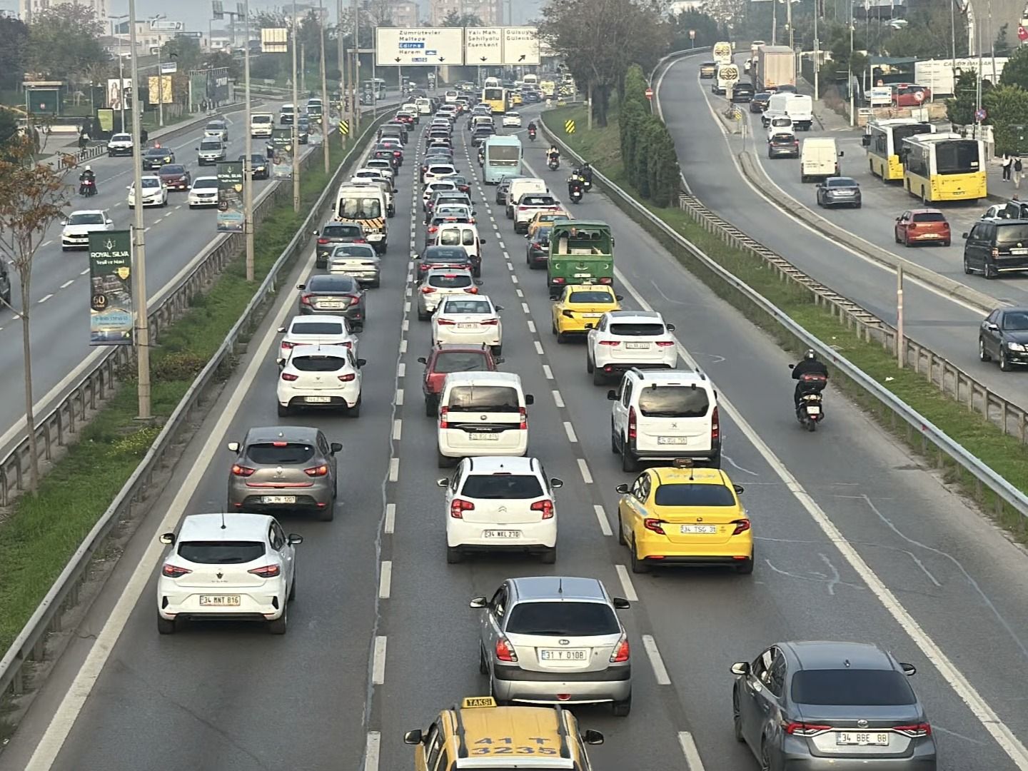 1 Mayıs kapalı yollar | İstanbul Valiliği ile 1 Mayıs İstanbul'da hangi yollar kapalı, alternatif güzergahlar neler?