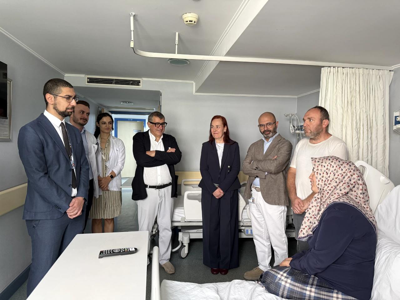 Anne karnında kapalı yöntem ameliyat