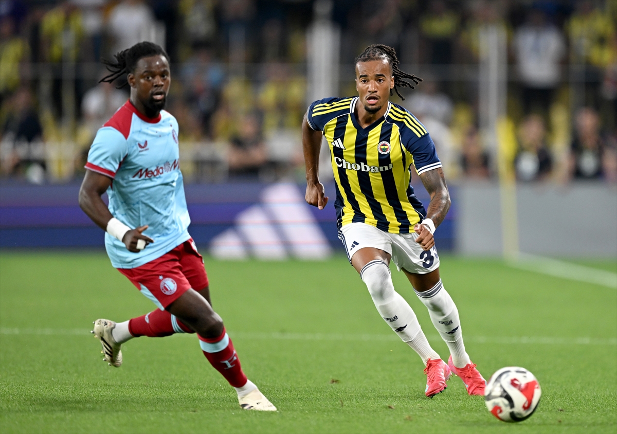 Yeni transferler sahnede