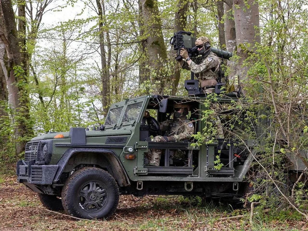 Romanya, Spike füzeli Enok 4x4 araçları envantere katacak
