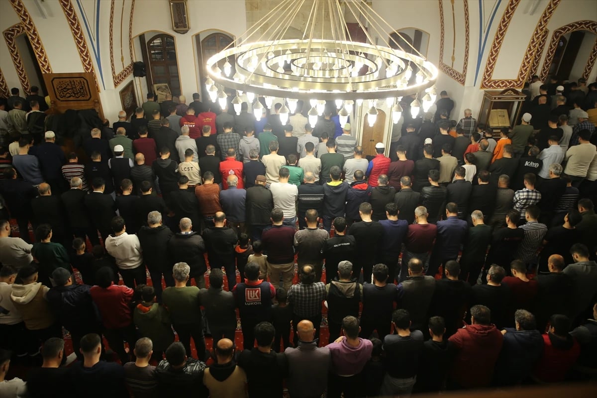 Yurt genelinde Kadir Gecesi idrak edildi