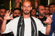 Beşiktaş'ın yeni kanadı İstanbul'da: Siyah beyazlılar Cerny'yi karşıladı