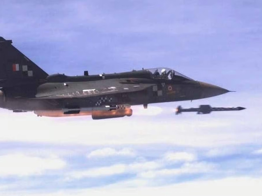 India Successfully Tests Astra Missile With 100+ Km Range