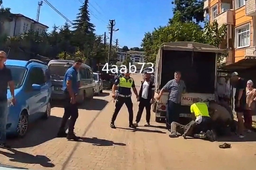 Polisin kalp masajı hayat kurtardı