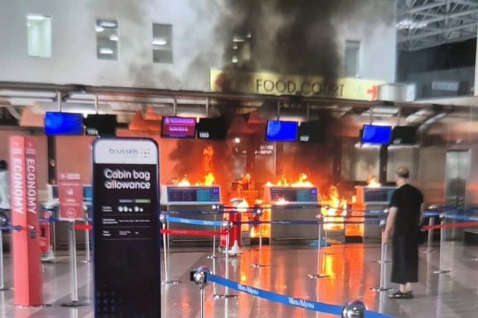 İtalya'daki Malpensa Havalimanı’nda yolcu çöp kutusunu ateşe verdi