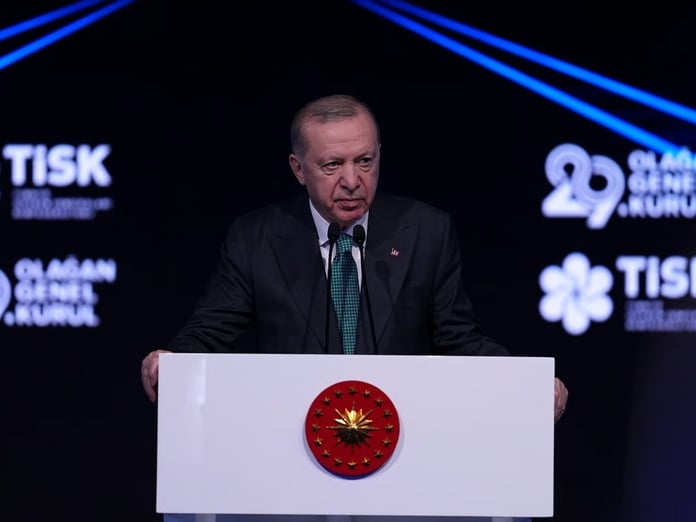 Cumhurbaşkanı Erdoğan'dan TİSK Genel Kurulu'nda asgari ücret ve istihdam mesajları