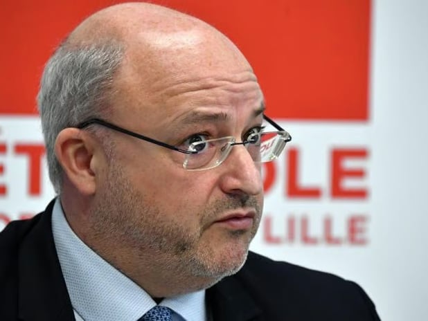 Lille'de yolsuzluktan hüküm giyen Belediye Başkanı görevden uzaklaştırıldı