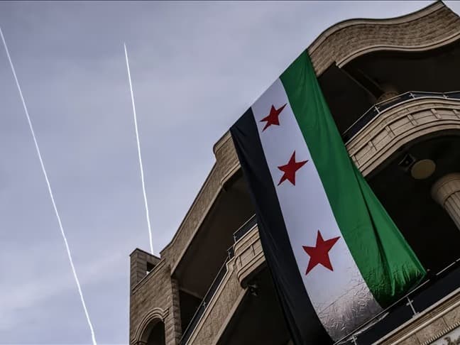 Esad'ın istifa eden diplomatlarına çağrı