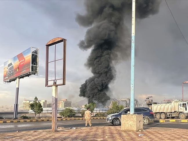 Husiler Yemen Başbakanı ve bazı bakanların öldürüldüğünü açıkladı