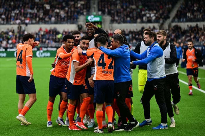 Tur avantajı Başakşehir'de: Deplasmanda Viking'i mağlup ederek avantajı kaptı