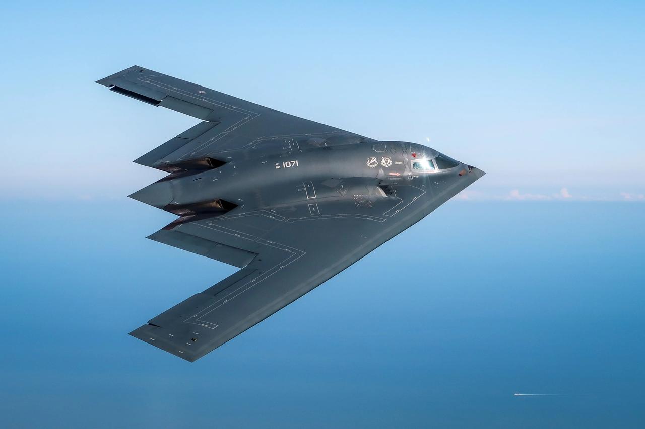 Trump İsrail'e B-2 bombardıman uçağı verebilir