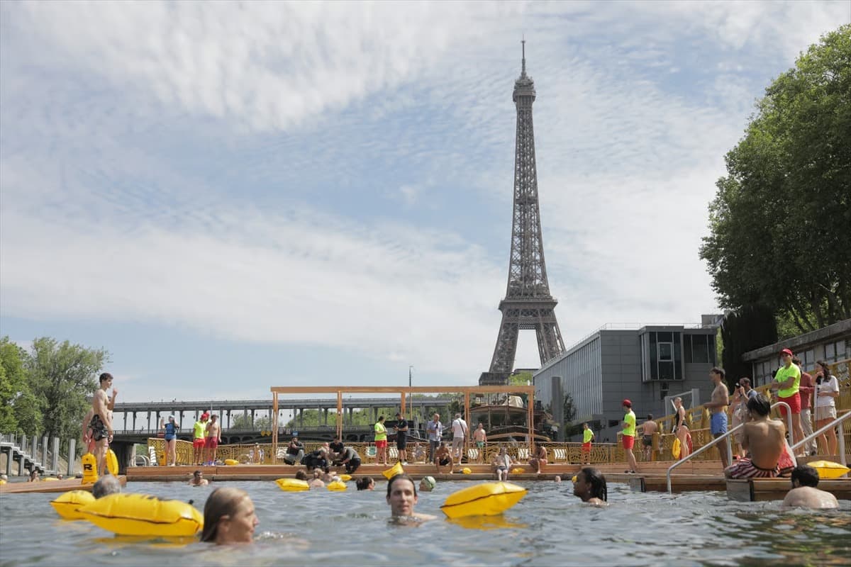 Paris'te 100 yıl sonra bir ilk