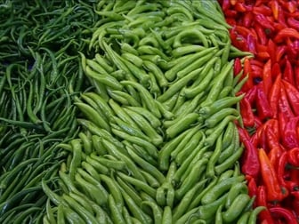  7 liralık biber 200 liraya satılmış