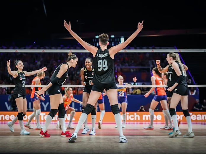 A Milli Kadın Voleybol Takımı, Hollanda'yı 3-0 yenerek 2025 Milletler Ligi finallerine katılmayı garantiledi: Sıradaki rakip Çekya