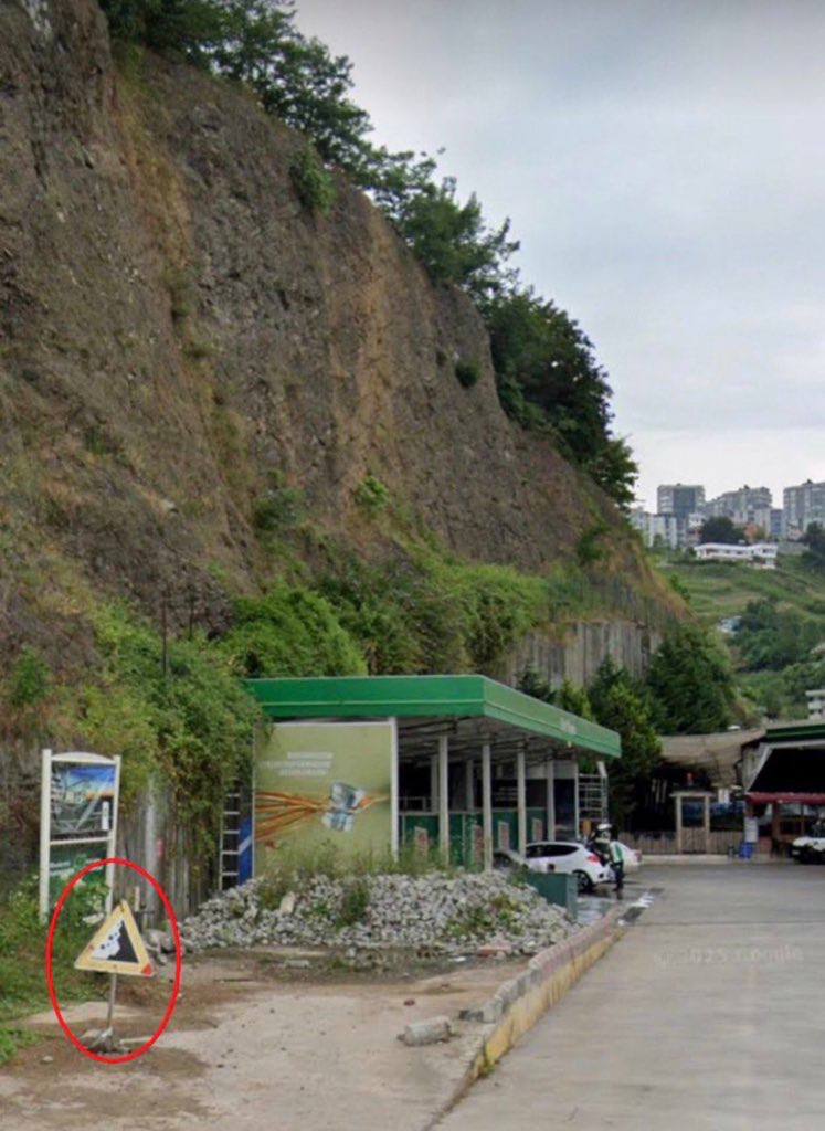 Samsun Canik'te toprak kaymasının yaşandığı alan