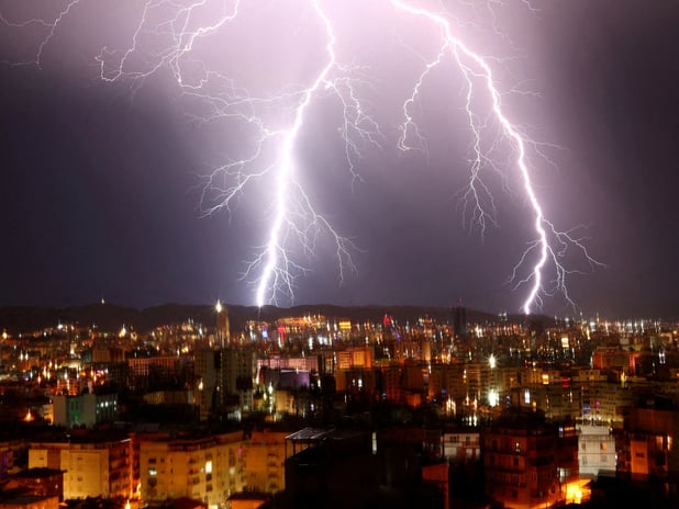 Ruanda’da yıldırım faciası: Yağmurdan kaçan 9 çiftçi hayatını kaybetti