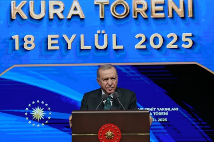 Cumhurbaşkanı Erdoğan: Kimse bize tarih dersi vermeye kalkmasın