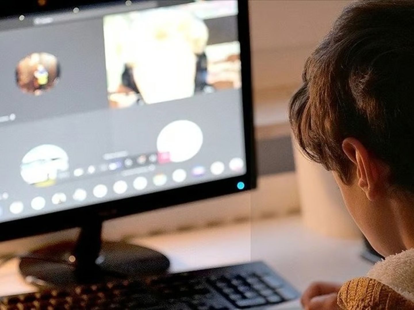 Çocuklar için dijital fren: 15 yaş altına sosyal medya kısıtlaması geliyor