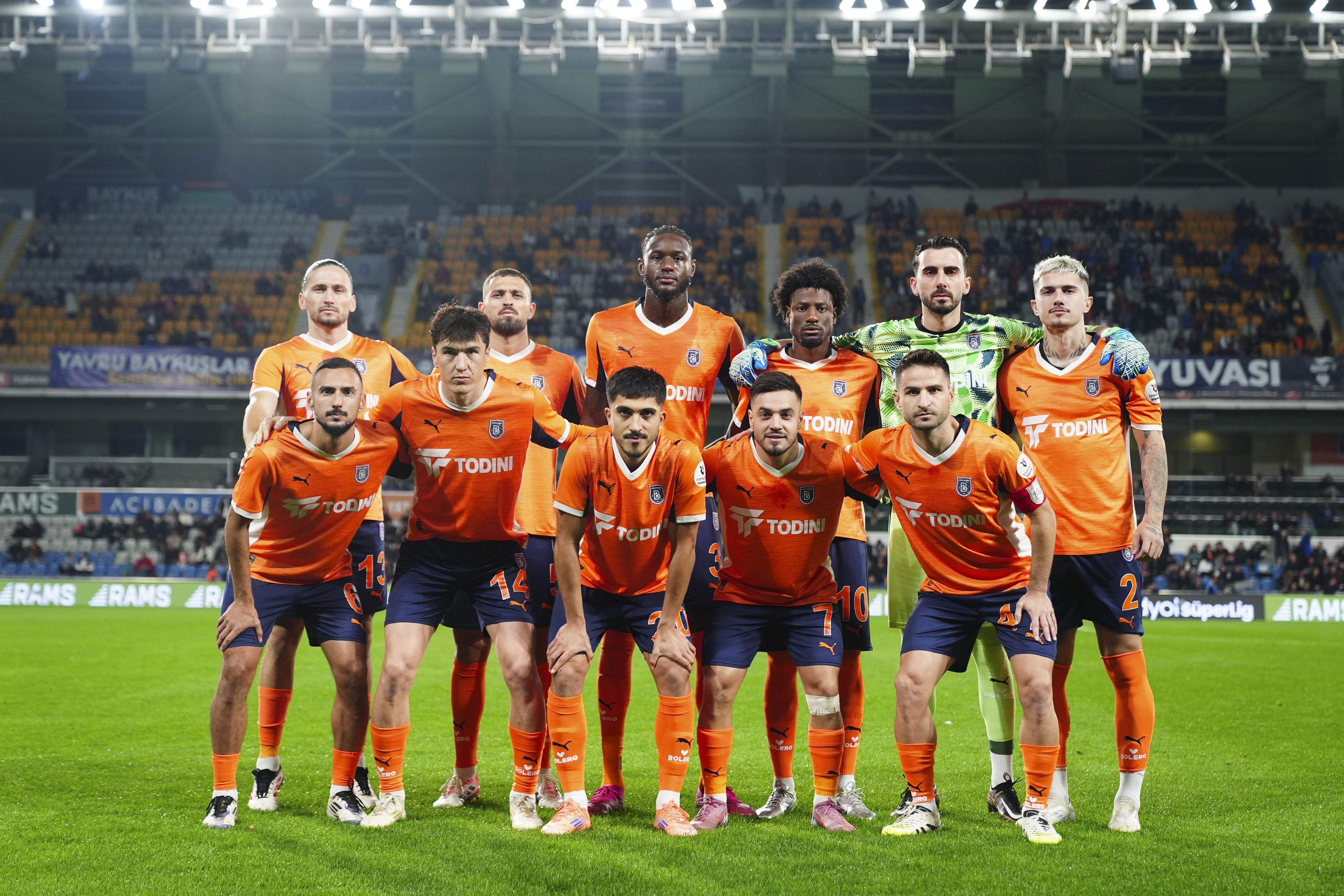 Başakşehir çıkışını sürdürme peşinde