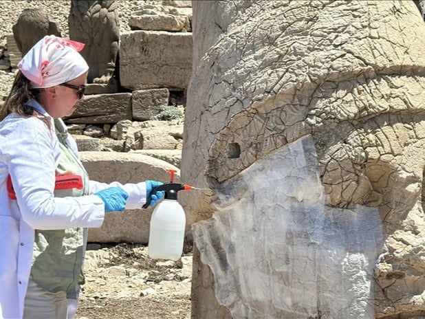 Nemrut Dağı'ndaki dev heykeller nano teknolojiyle korunuyor