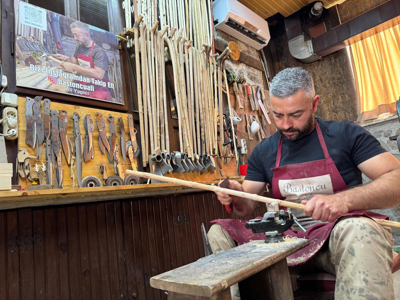 Bastonculuk mesleğini yaşatmaya çalışıyor