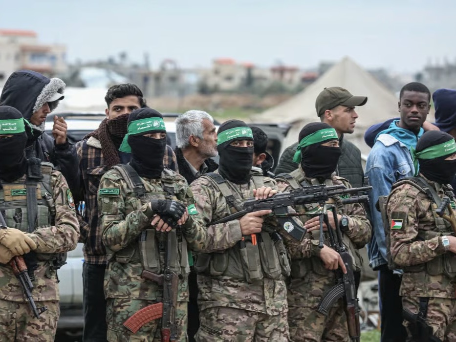 Israel Arms Anti-Hamas Clans in Gaza