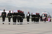 6 Şehidimiz için Hakkari'de tören düzenlendi